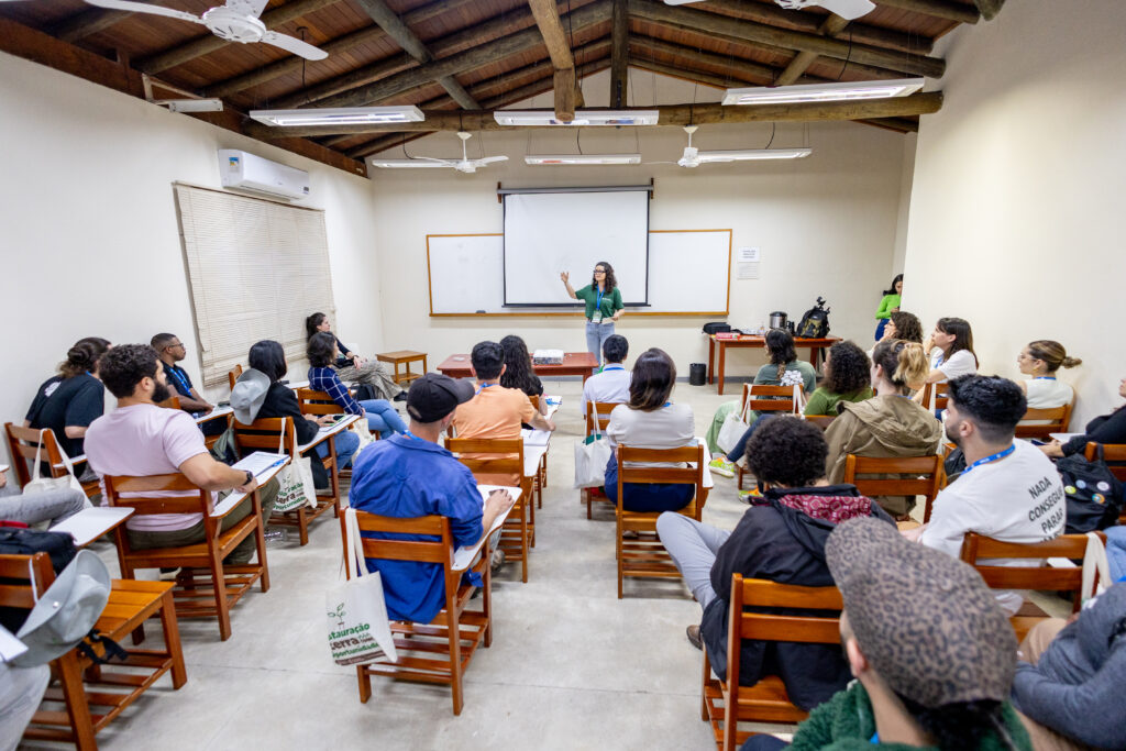 Trainer in front of participants