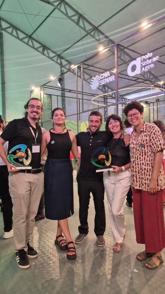 At the Embrapa’s Top 10 Startups COP30, from left to right, Brazilians ecopreneurs that participated in the Capacity Building programme of G20 GLI: Fernando De Lucca, Madalena Ferreira, Tomaz Stahl, Anelise Stahl and Bárbara Pacheco. 